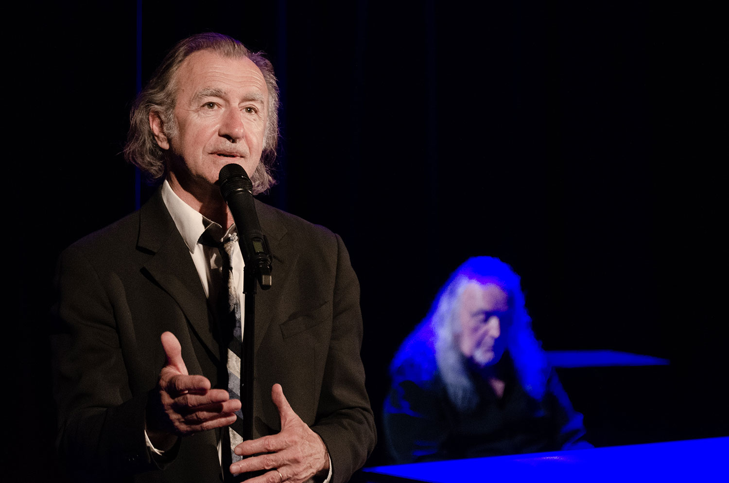 6-LES-ENCHANTEURS---©karineletellier